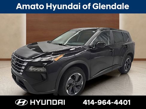 Used 2025 Nissan Rogue SV FWD image 1