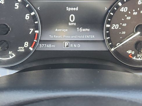 Used 2023 Nissan Frontier SV image 18