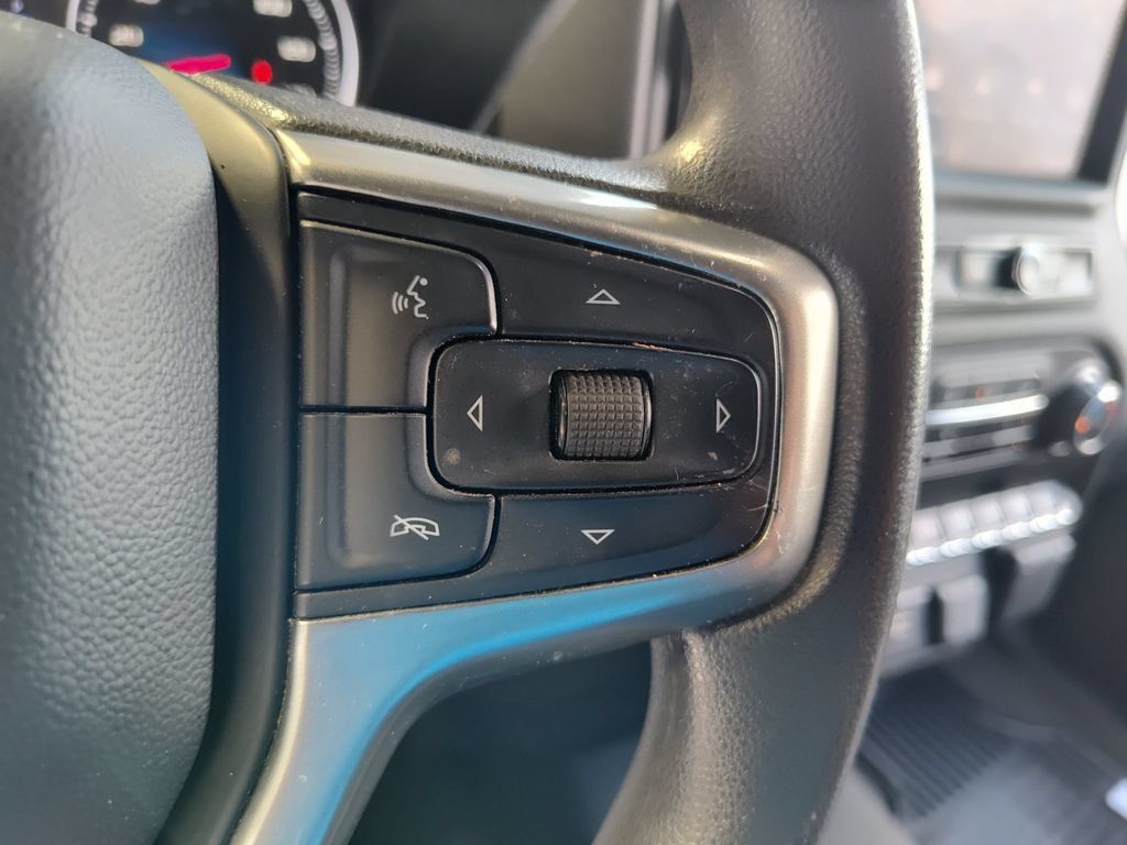 Used 2022 Chevrolet Silverado 1500 Custom w/ Safety Confidence Package RWD image 26