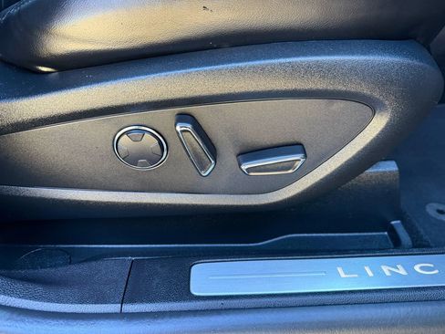 Used 2018 Lincoln MKC Reserve w/ Lincoln MKC Climate Package image 41