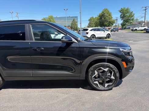 New 2026 Kia Seltos S AWD/4WD image 6