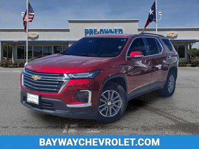 Used 2023 Chevrolet Traverse LT