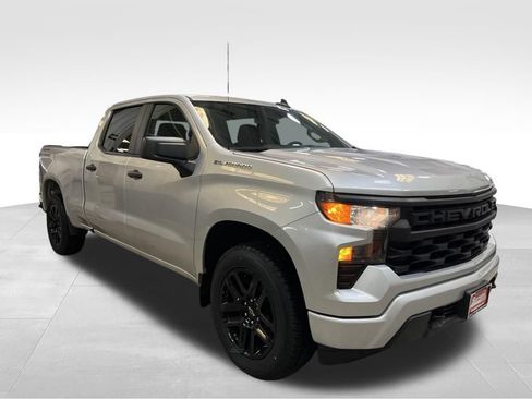Used 2022 Chevrolet Silverado 1500 Custom AWD/4WD image 7