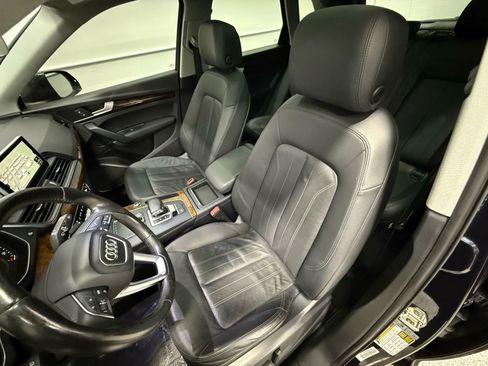 Used 2018 Audi Q5 2.0T Premium Plus w/ Premium Plus Package image 13