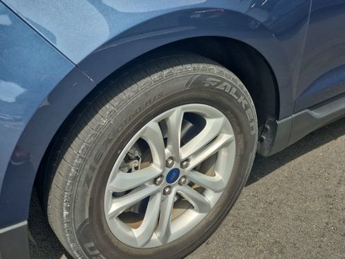 Used 2019 Ford Edge SEL w/ Equipment Group 201A AWD/4WD image 10