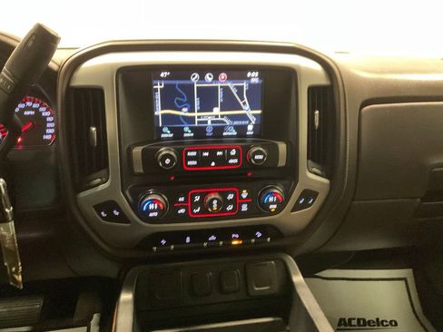 Used 2015 GMC Sierra 1500 SLT w/ SLT Crew Cab Value Package image 32