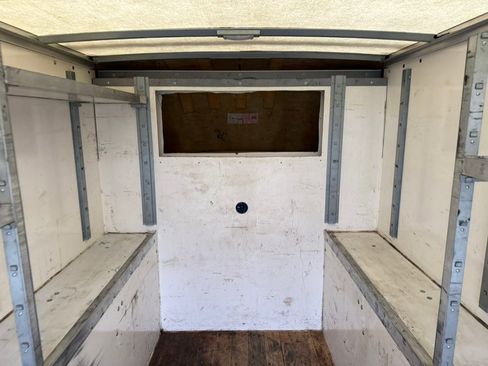 Used 2018 Chevrolet Express 3500 image 18