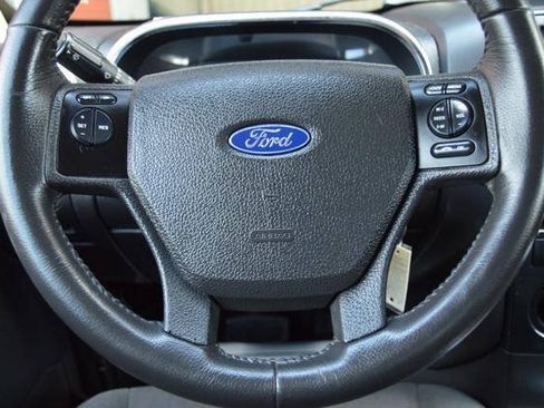 Used 2010 Ford Explorer Sport Trac XLT AWD/4WD image 20
