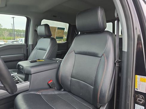 Used 2023 Ford F250 Lariat w/ Tow Technology Package image 18