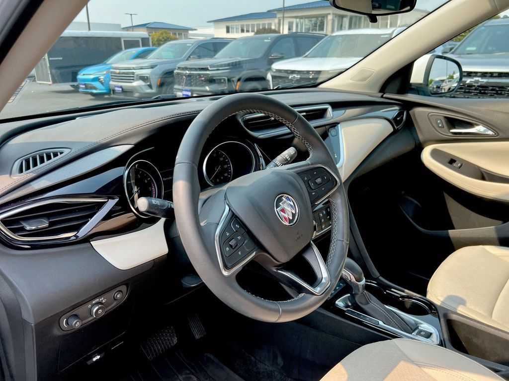 Used 2023 Buick Encore GX Preferred w/ Cold Weather Comfort Package AWD/4WD image 10