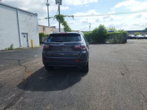 Used 2020 Jeep Compass Limited w/ Safety & Security Group AWD/4WD image 17