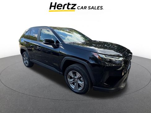 Used 2024 Toyota RAV4 XLE image 1