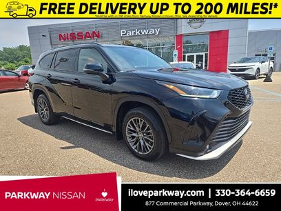 Used 2022 Toyota Highlander XSE