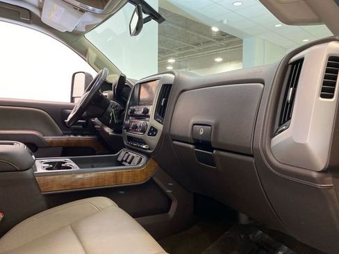 Used 2015 GMC Sierra 2500 SLT w/ Snow Plow Prep Package AWD/4WD image 23