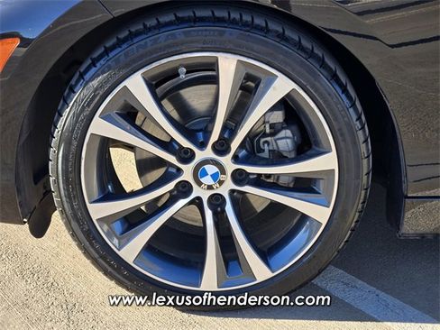 Used 2017 BMW 230i Convertible image 9