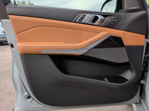 Certified 2023 BMW X7 xDrive40i w/ M Sport Package image 28