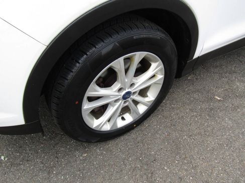 Used 2019 Ford Escape SE AWD/4WD image 34