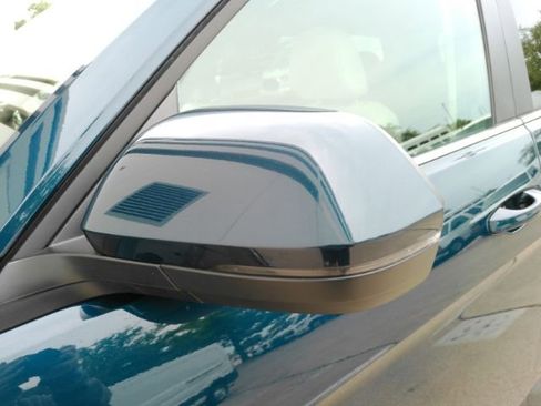 Used 2021 Volkswagen Atlas SE w/ Panoramic Sunroof Package FWD image 18