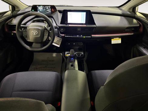 New 2026 Toyota Prius Plug-In Hybrid image 10