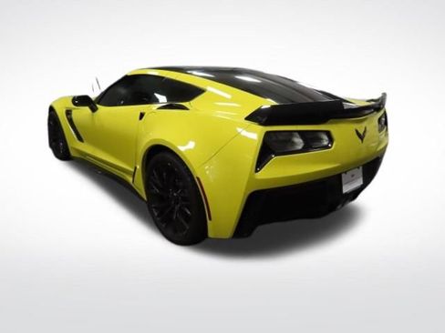 Used 2018 Chevrolet Corvette Z06 w/ Battery Protection Package image 3