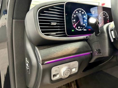 Used 2025 Mercedes-Benz GLE 350 4MATIC image 10