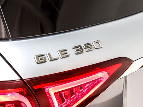 Certified 2022 Mercedes-Benz GLE 350 image 10