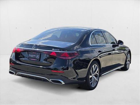 New 2025 Mercedes-Benz E 350 4MATIC Sedan image 2
