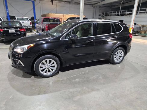 Used 2017 Buick Envision Essence image 1