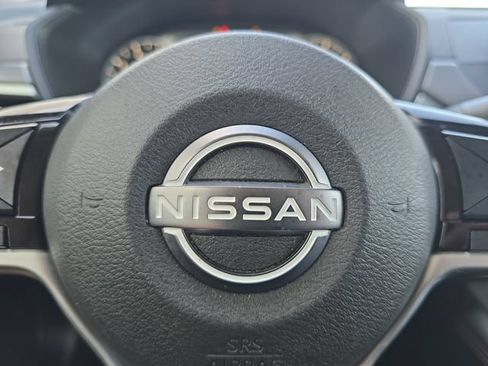 Used 2024 Nissan Altima 2.5 SR FWD image 5