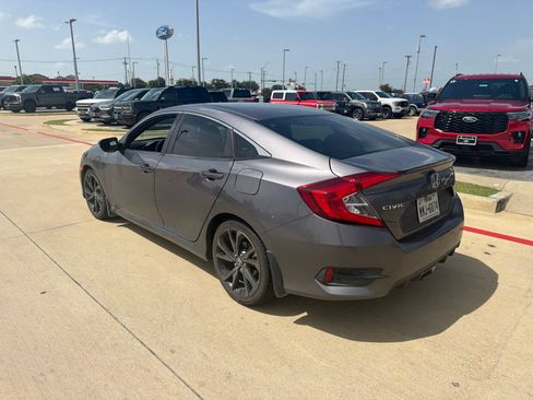 Used 2019 Honda Civic Sport image 8