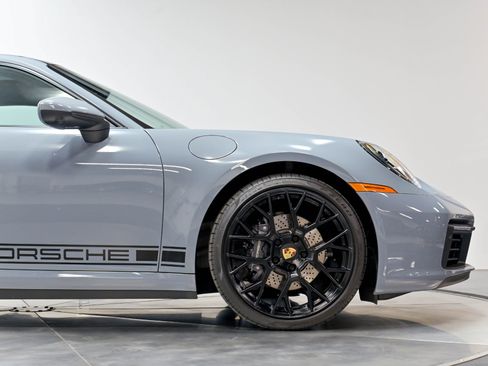 Used 2024 Porsche 911 Carrera image 25
