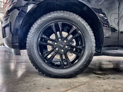 Used 2024 Ford Expedition Max XLT AWD/4WD image 11