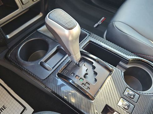 Used 2024 Toyota 4Runner TRD Off-Road Premium image 17