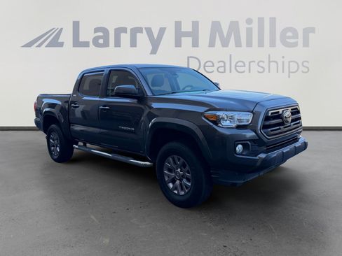Used 2019 Toyota Tacoma SR5 RWD image 7