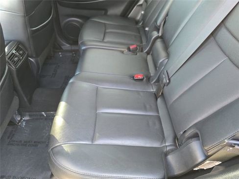 Used 2019 Nissan Rogue SL image 11