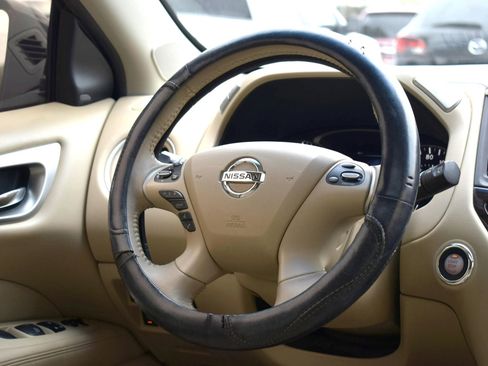 Used 2015 Nissan Pathfinder SL w/ SL Premium Package image 15