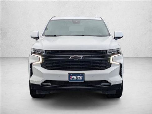 Used 2024 Chevrolet Suburban RST image 2