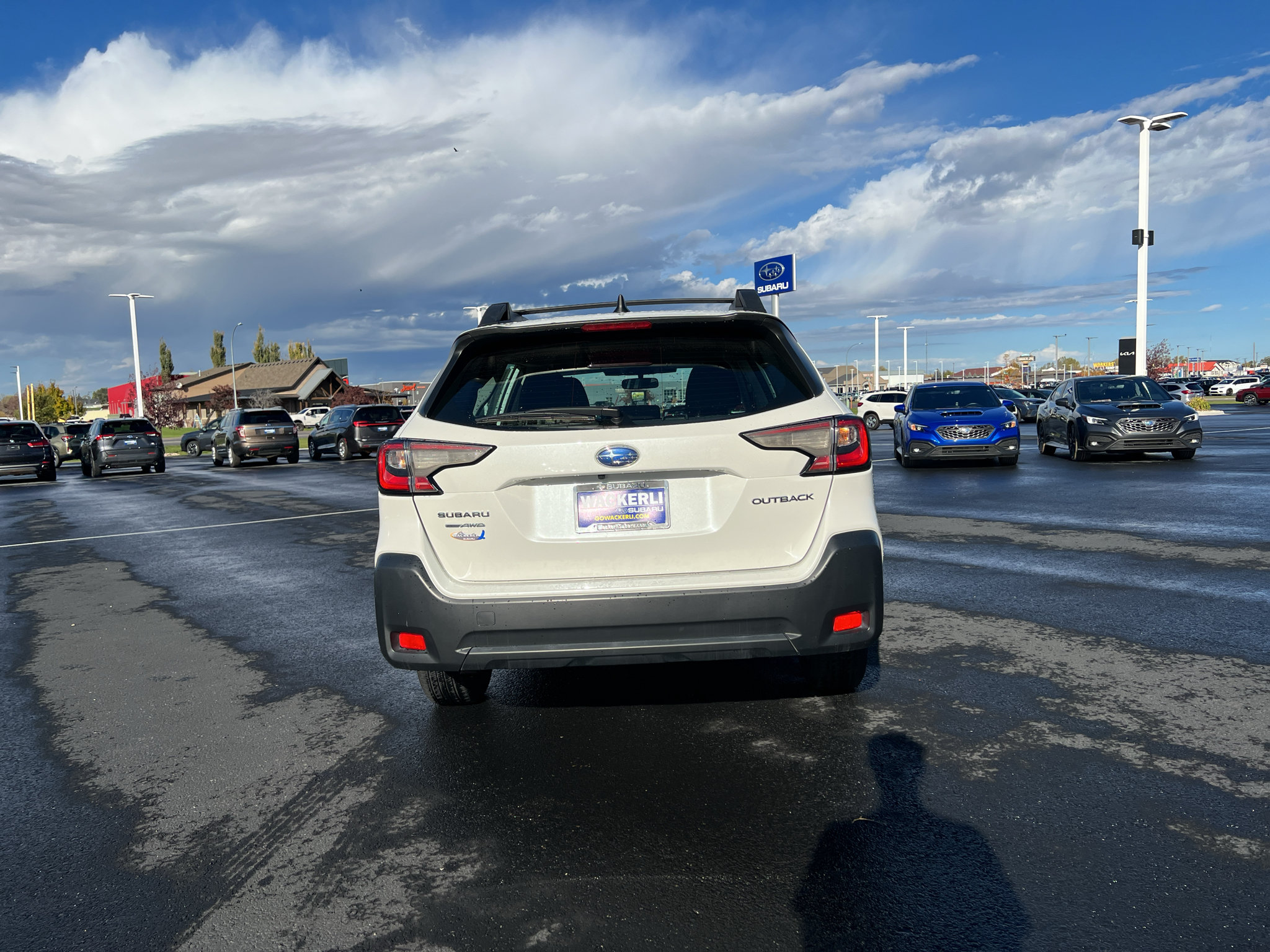 Used 2024 Subaru Outback AWD/4WD image 5