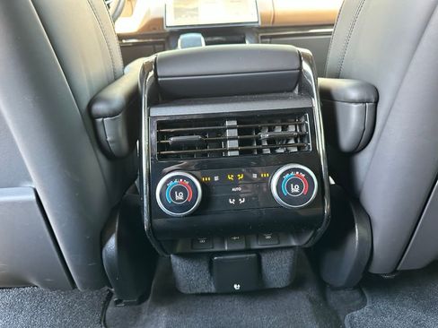 Used 2025 Land Rover Range Rover Sport Autobiography AWD/4WD image 37