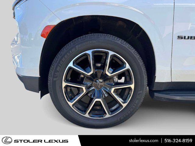Used 2023 Chevrolet Suburban RST w/ Luxury Package AWD/4WD image 10
