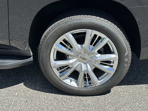 Certified 2023 Chevrolet Suburban High Country w/ Max Trailering Package RWD image 12