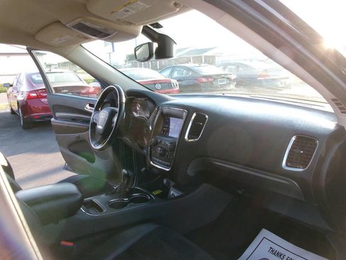 Used 2018 Dodge Durango GT image 26