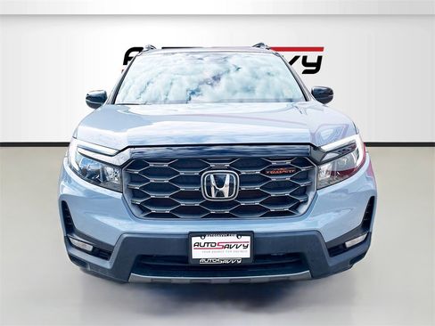 Used 2023 Honda Passport TrailSport image 2