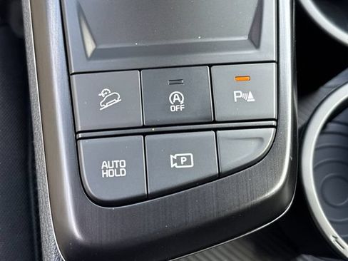 New 2026 Kia Sportage LX FWD image 21