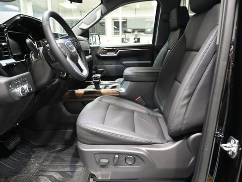 New 2026 GMC Sierra 1500 Elevation w/ Elevation Premium Package image 12