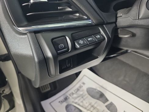 Used 2021 Cadillac CT4 V w/ Technology Package image 16