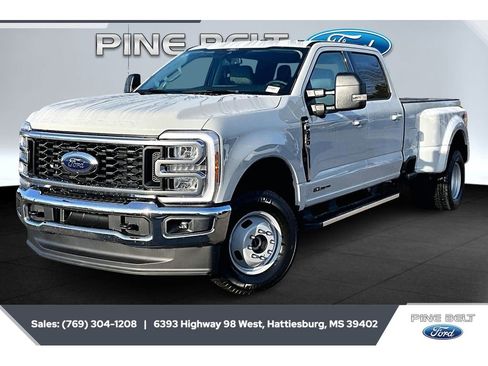 New 2026 Ford F350 XLT w/ XLT Premium Package AWD/4WD image 10