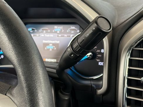 Used 2017 Ford F250 Lariat w/ Lariat Ultimate Package AWD/4WD image 24