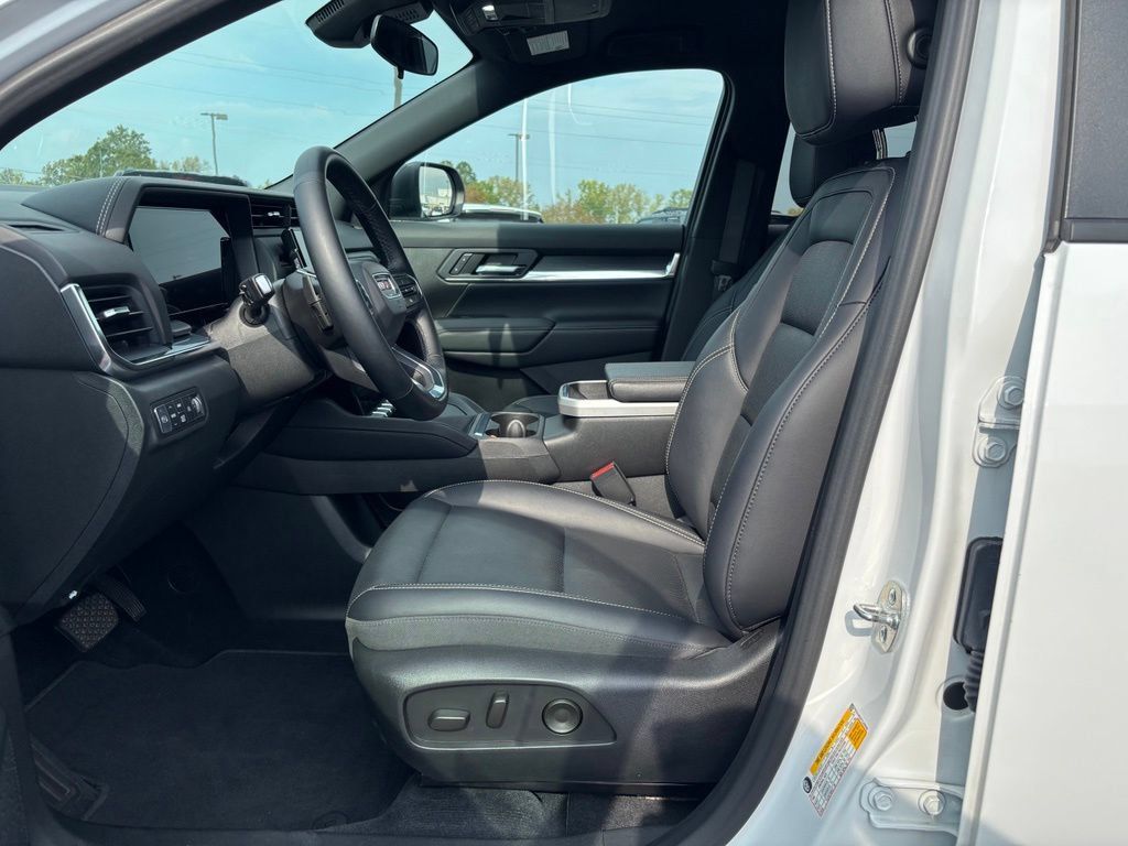 Used 2026 GMC Terrain Elevation w/ Elevation Premium Package AWD/4WD image 15
