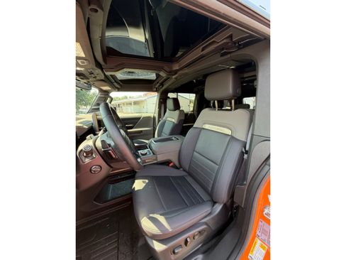 Used 2024 GMC Hummer EV 2X w/ LPO, Illumination Package AWD/4WD image 7